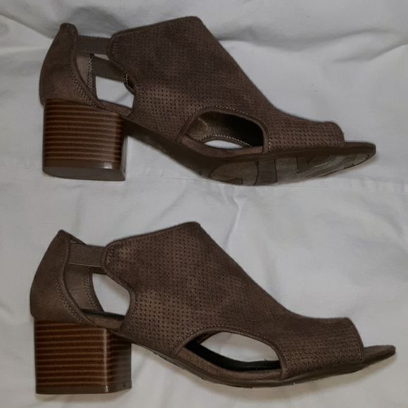 Life Stride Roxie‎ Open Toe Booties Size 9.5 Taupe - Picture 4 of 8